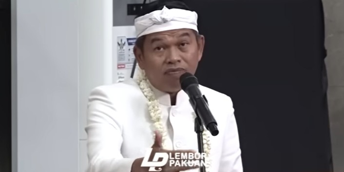 Gubernur Jawa Barat Dedi Mulyadi saat menyampaikan soal pembangunan infrastruktur Jawa Barat