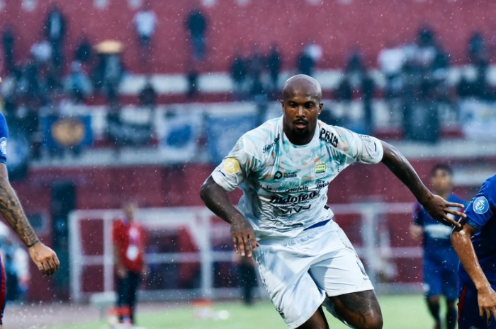 Gervane Kastaneer Comeback di Liga 1 memperkuat Persib melawan Bali United