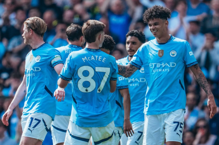 Para pemain Manchester City siap menghadapi Southampton