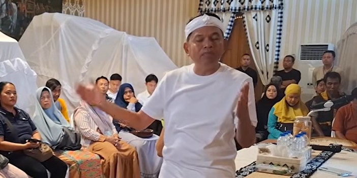 Gubernur Jawa Barat Dedi Mulyadi mengungkapkan pendidikan harus murah di Jabar