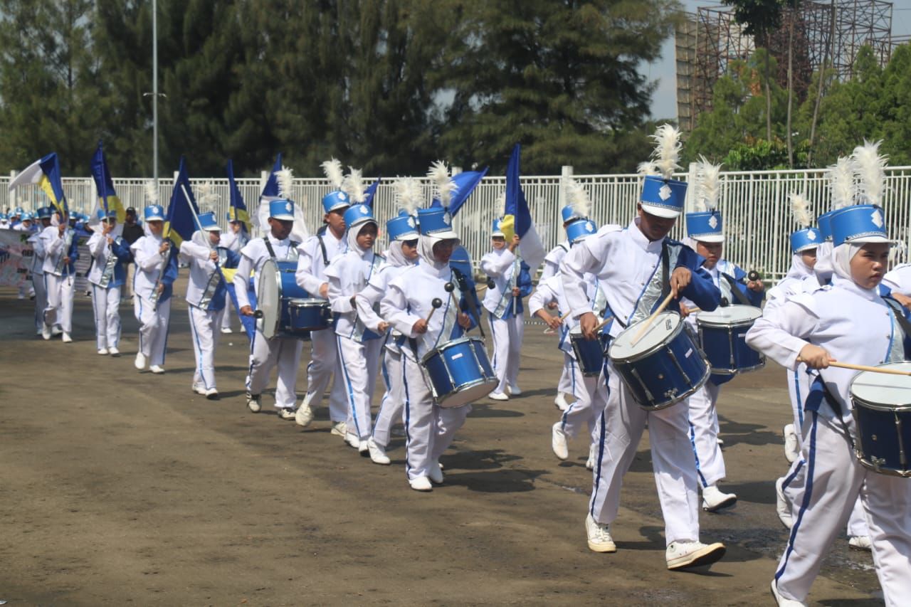 Sebanyak lebih dari 6.000 pelajar dari berbagai jenjang pendidikan unjuk kebolehan dalam ajang Marching Competition 2025 di Stadion Pakansari, Kabupaten Bogor, Senin (28/4/2025).