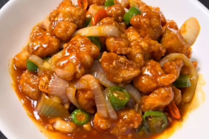 Resep ayam asam manis pedas yang enak dan bisa membuat nasi habis.