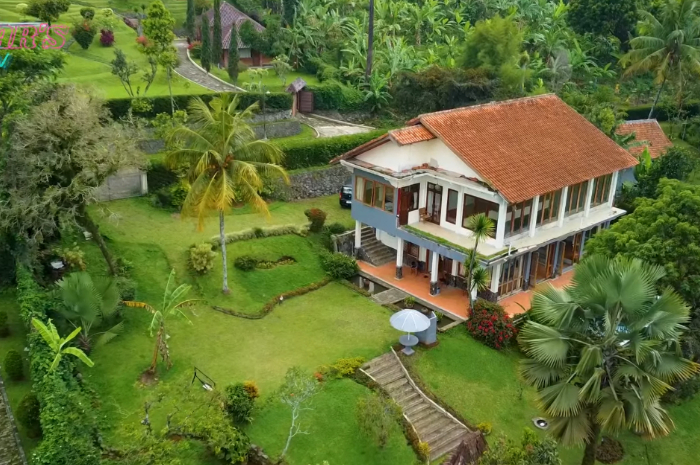 Staycation di Bogor dengan harga murah bisa ke Royal Jasmine Villa
