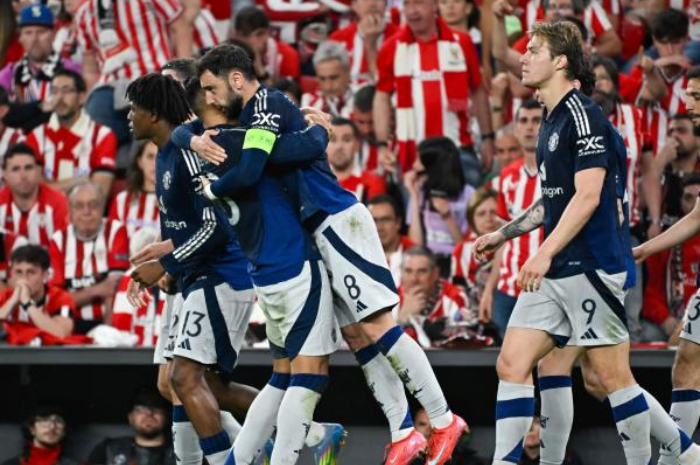 Selebrasi pemain Manchester United usai menjebol gawang Athletic Bilbao pada leg pertama Semifinal Liga Europa.