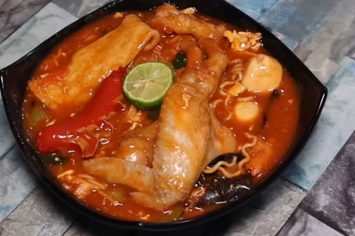 Kuliner seblak khas Tasikmalaya di Seblak Prasmanan Teh Lis Bogor