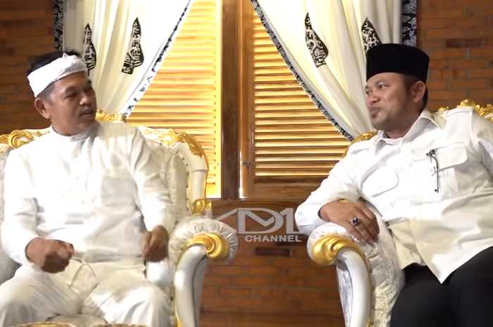 Gubernur Jawa Barat Dedi Mulyadi saat berdialog dengan Gubernur Kalimantan Timur (Kaltim) Rudy Mas