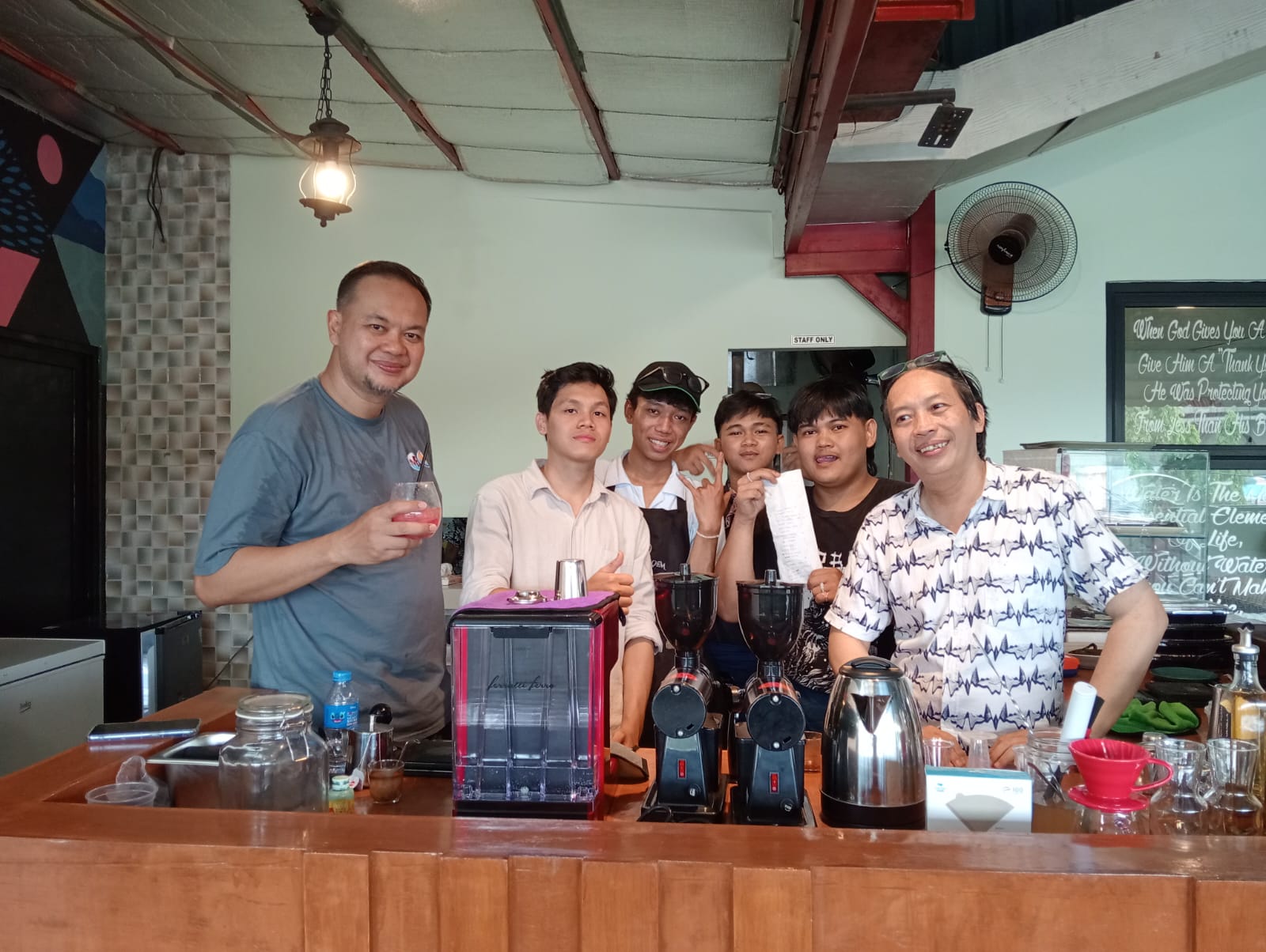 Pembukaan cabang kedua Koffie Bloem di Jalan Sholeh Iskandar Nomor&nbsp;1, Kecamatan Tanah Sareal,&nbsp;Kota&nbsp;Bogor.