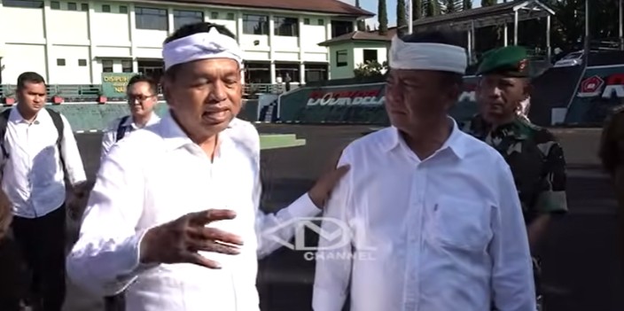 Gubernur Jawa Barat Dedi Mulyadi meminta Sekda Provinsi Jabar kirim pegawai pemprov yang malas ke barak militer