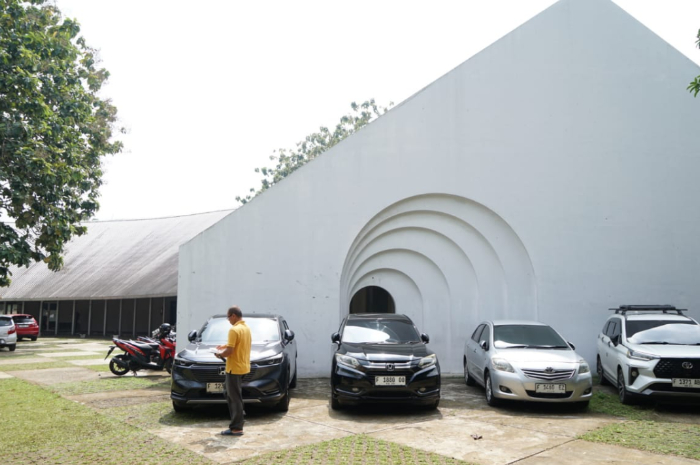 Gedung Bogor Creative Center (BCC) di Jalan Ir. H. Juanda No. 4, Kota Bogor.