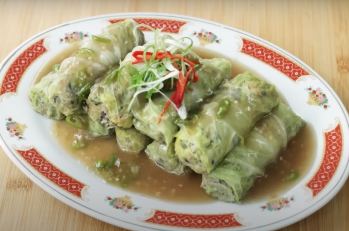 Resep Daging Gulung Sawi ala Chef Devina Hermawan