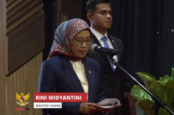 MenPAN RB Rini Widyantini