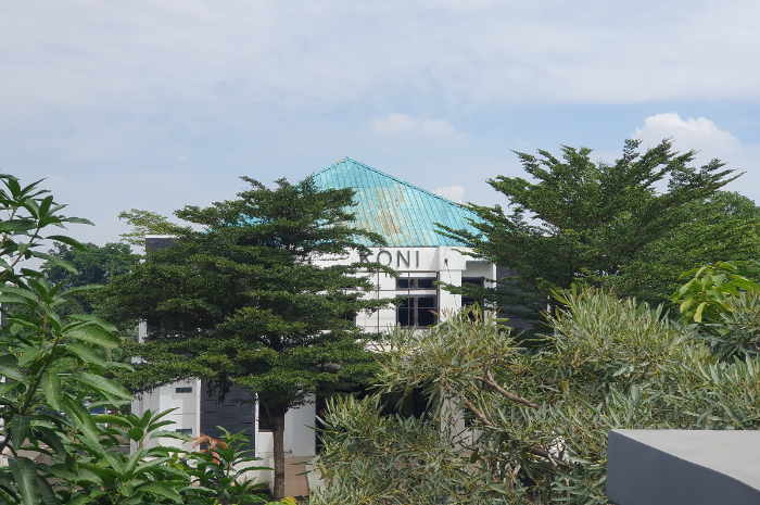 Gedung KONI Kabupaten Bogor yang terletak di area Stadion Pakansari, Cibinong.