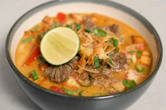 Ilustrasi resep soto betawi dari YouTube Ade Koerniawan