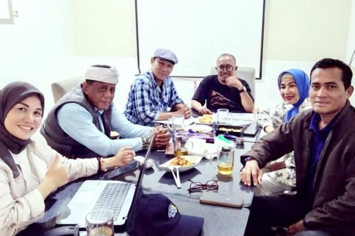 Dewan Kesenian Kabupaten Bogor (DKKB) menggelar antologi puisi dalam rangka menyambut Hari Jadi Bogor (HJB) ke-543.