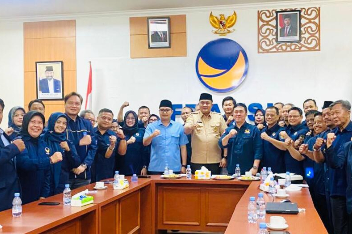 Rapat perdana DPD Partai NasDem yang dihadiri Bupati Bogor dan Ketua DPRD.