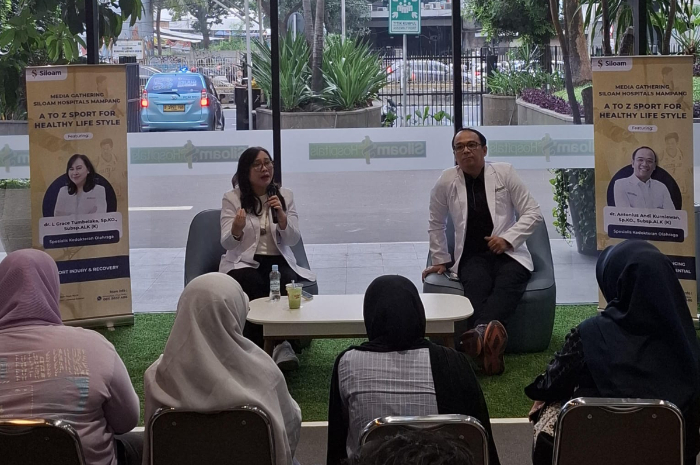 Siloam Hospital saat memberikan penjelasan penangan Rice buat penggemar olahraga yang cidera