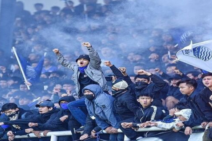 Potret Suporter Sepak Bola