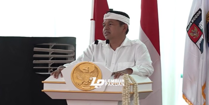 Gubernur Jawa Barat Dedi Mulyadi mengungkapkan makna pembangunan jalan