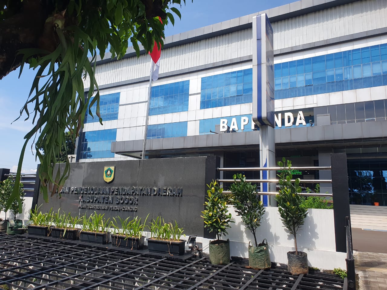 Ilustrasi kantor Bappenda Kabupaten Bogor di Jalan Tegar Beriman Cibinong.