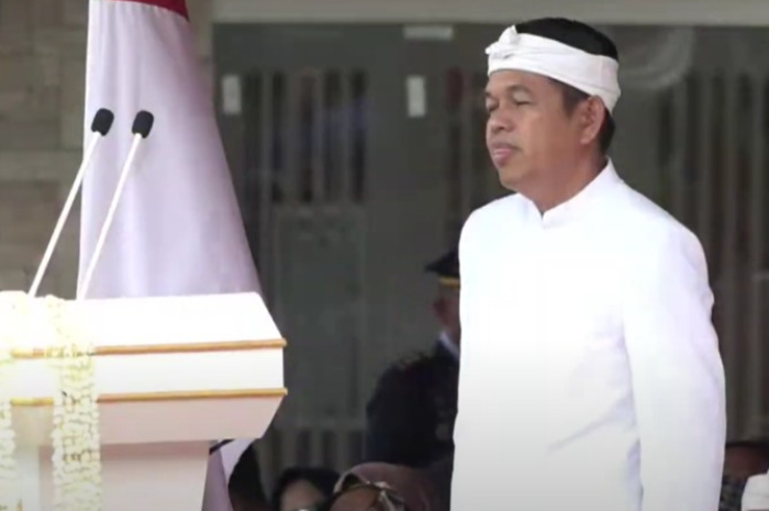 Gubernur Jawa Barat, Dedi Mulyadi di upacara hari kebangkitan nasional.