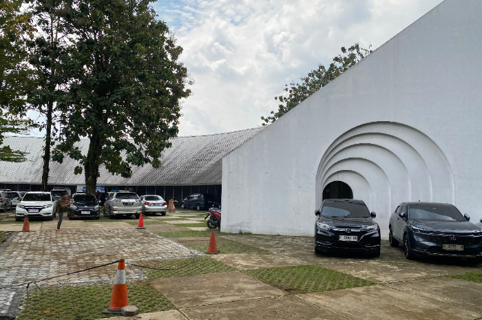 Gedung Bogor Creative Center (BCC) di Jalan Ir. H. Juanda No. 4, Kota Bogor.