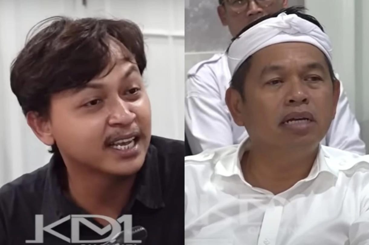 Gubernur Jawa Barat Dedi Mulyadi mendengarkan keluhan Edwin (kiri), warga Karawang yang mengalami kendala pelayanan rumah sakit dan denda BPJS usai bayinya meninggal dunia.&nbsp;