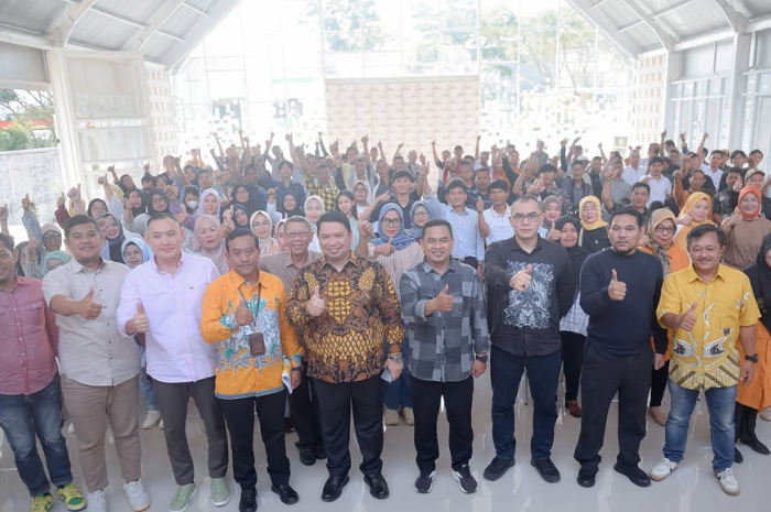 Anggota DPR RI Dapil Jabar III, Ilham Permana sosialisasi Empat Pilar Kebangsaan yang diadakan di Imah Paviliun, Kecamatan Bogor Selatan, Kota Bogor, pada Kamis (15/5/2025).