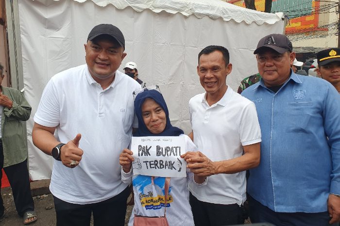 Bupati Bogor, Rudy Susmanto saat launching Bulan Bakti Gotong Royong.