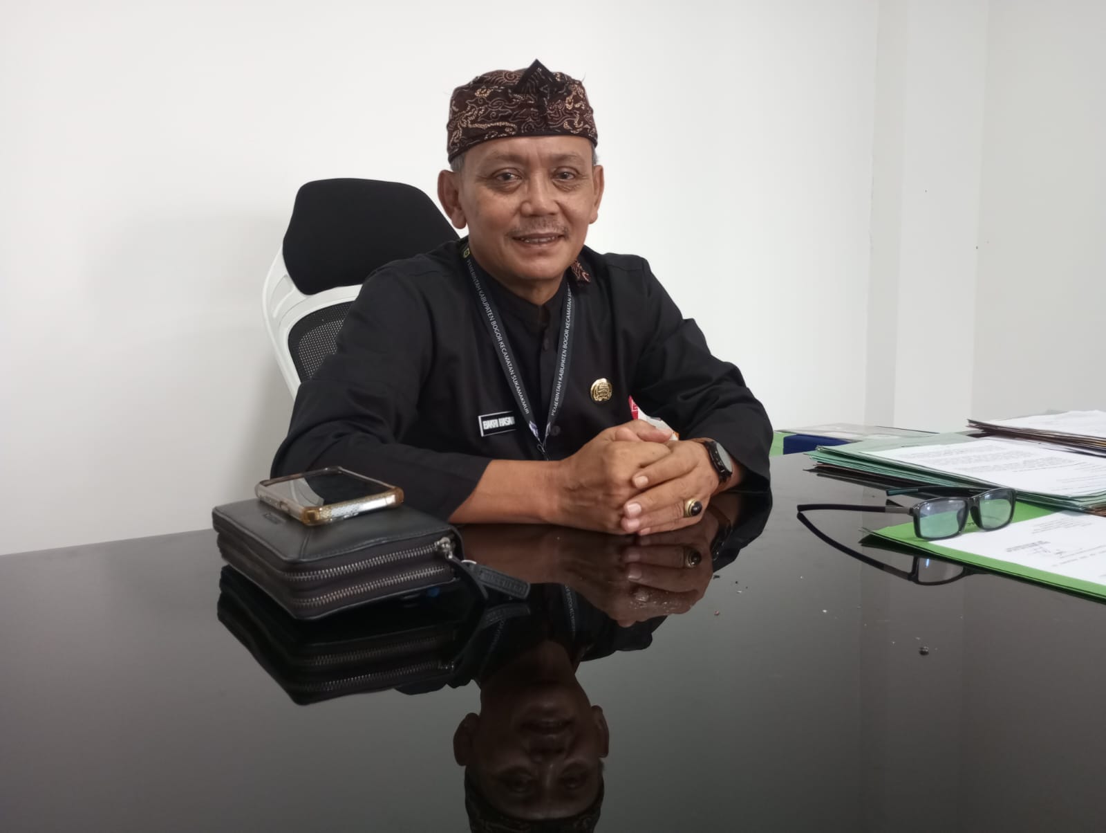Camat Sukamakmur, Bakri Hasan.