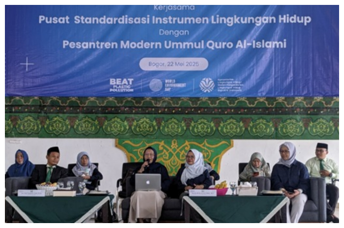 PMUQI melaksanakan Sosialisasi Standarisasi Pengelolaan Sampah bekerja sama dengan PSILH, Kamis (22/05/2025).