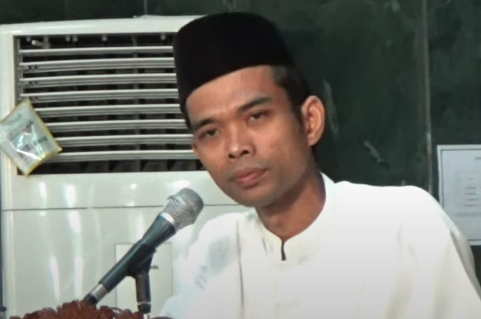Ustadz Abdul Somad menjelaskan puasa Arafah yang bisa menghapus dosa dua tahun