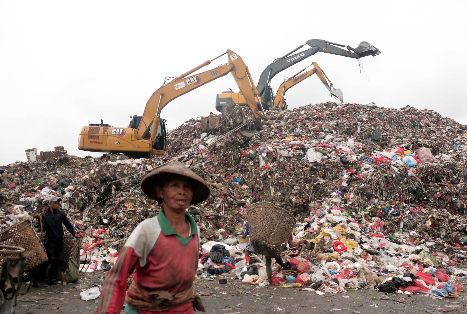 Kondisi TPA Galuga di Kecamatan Cibungbulang, Kabupaten Bogor.