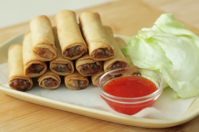 Lumpia goreng isi ayam sayur ala&nbsp;Chef Devina Hermawan
