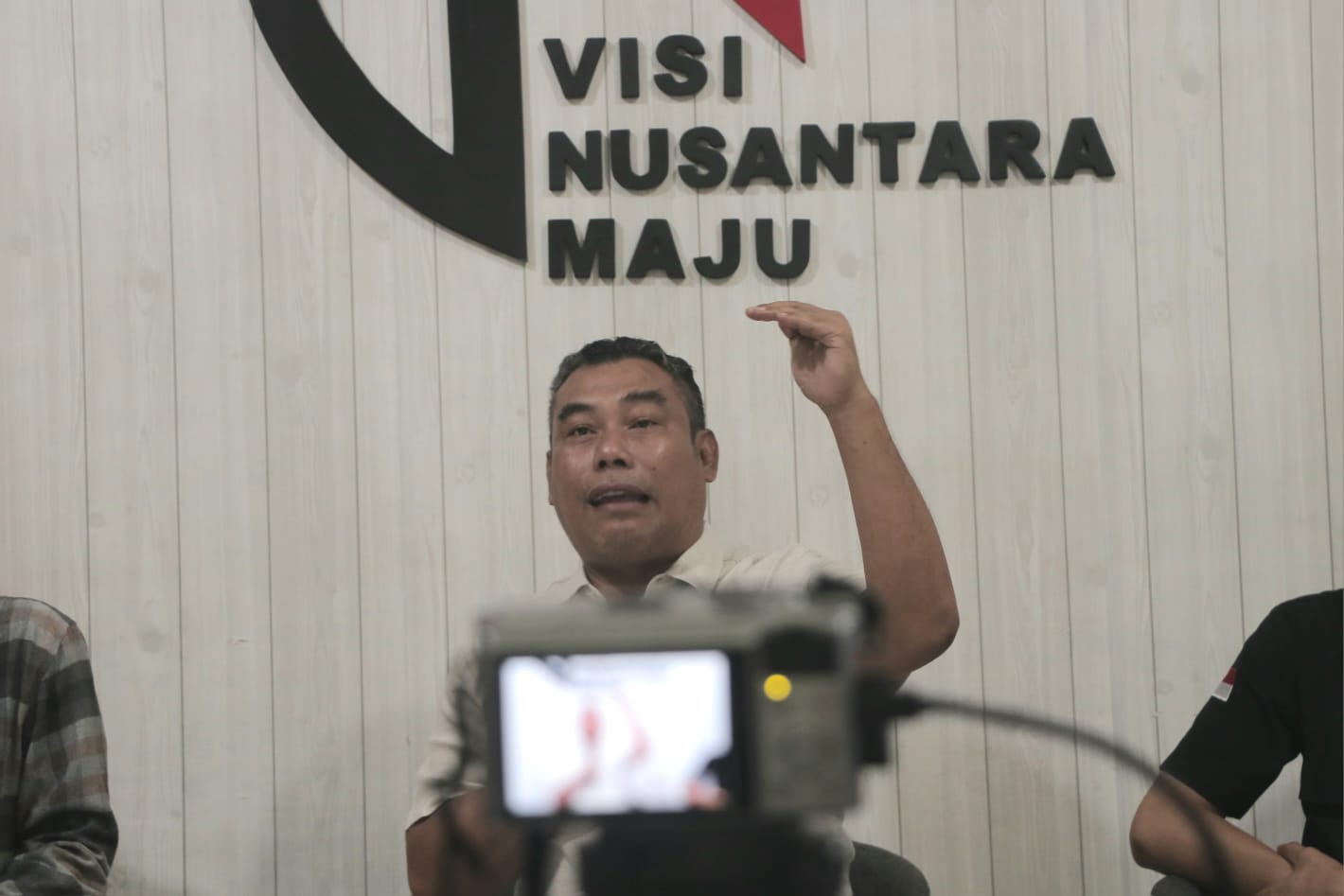 Founder LS Vinus, Yusfitriadi.