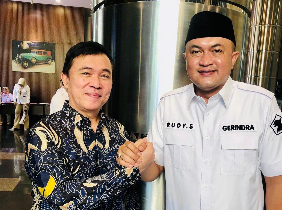 Ketua DPD Partai Nasdem Kabupaten Bogor, dr. Fritz Rumintjap bersama Bupati Bogor Rudy Susmanto