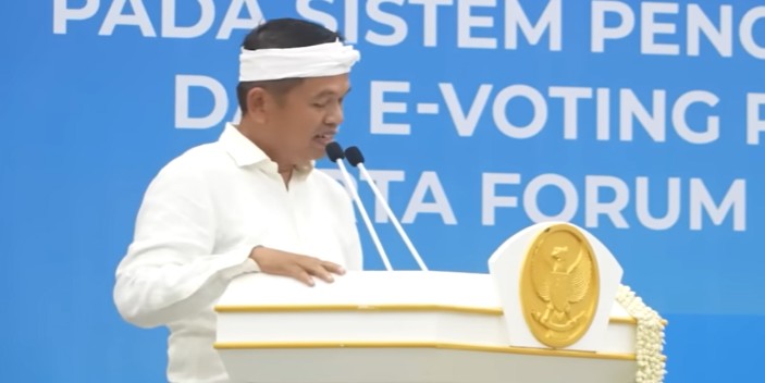 Gubernur Jawa Barat Dedi Mulyadi minta kepala daerah tinggal keprotokolan