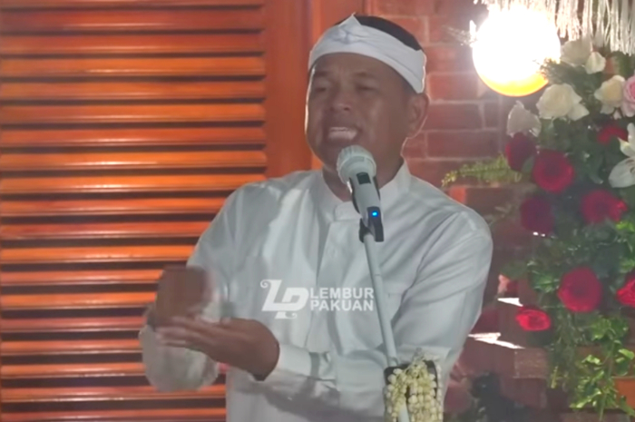 Gubernur Jawa Barat, Dedi Mulyadi, saat menyampaikan perbaikan pola pikir rakyat.