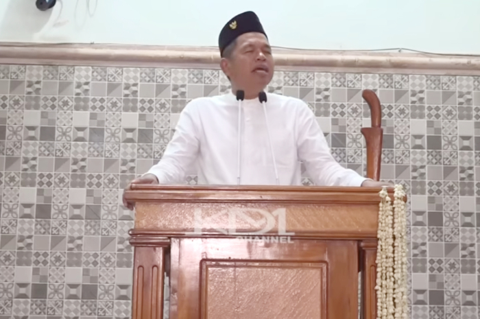 Gubernur Jawa Barat Dedi Mulyadi jelaskan kebijakan jam malam di khutbah sholat Idul Adha