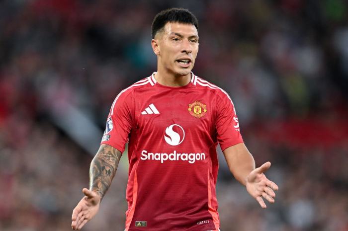 Bek Manchester United Lisandro Martinez jadi incaran Napoli