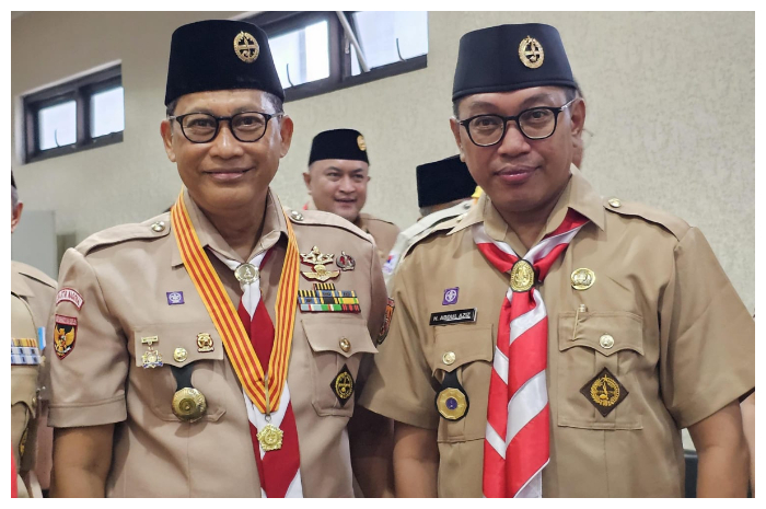 Kades Cimanggis, Abdul Azis (kanan) bakal kumpulkan ratusan anak-anak di Kecamatan Bojong Gede untuk mengikuti Jambore&nbsp;Desa&nbsp;Cimanggis.