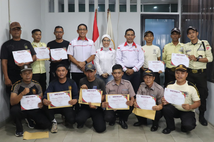 Belasan perwakilan RT dan RW di Kota Bogor mengikuti program pelatihan keamanan yang diselenggarakan PT Sandi Cakra Optima.