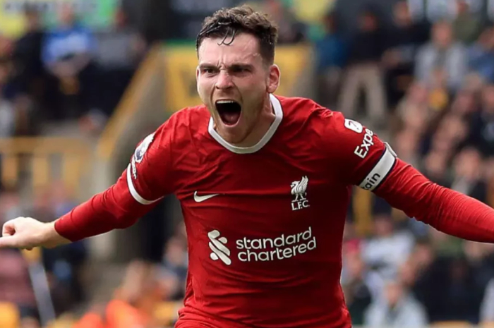Bek kiri Liverpool Andrew Robertson ingin bergabung ke Atletico Madrid.