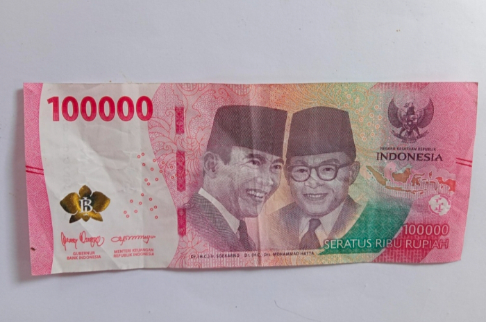 Ilustrasi uang pencairan bansos