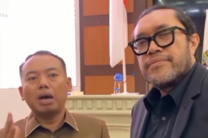 Ketua Komisi 1 DPRD Jawa Barat, Rahmat Hidayat Djati dan Koordinator Komisi 1, Ono Surono