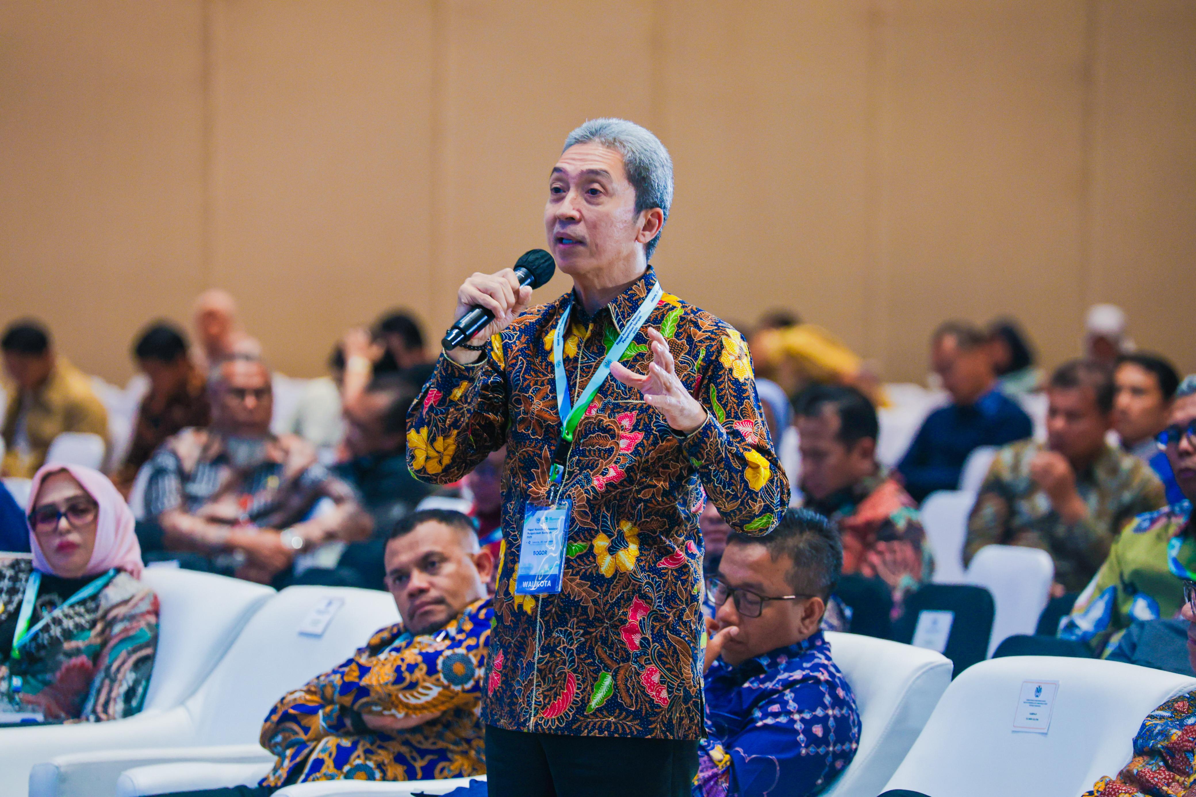Wali Kota Bogor, Dedie A. Rachim, usai menghadiri Rapat Koordinasi Nasional (Rakornas) Pengelolaan Sampah 2025.