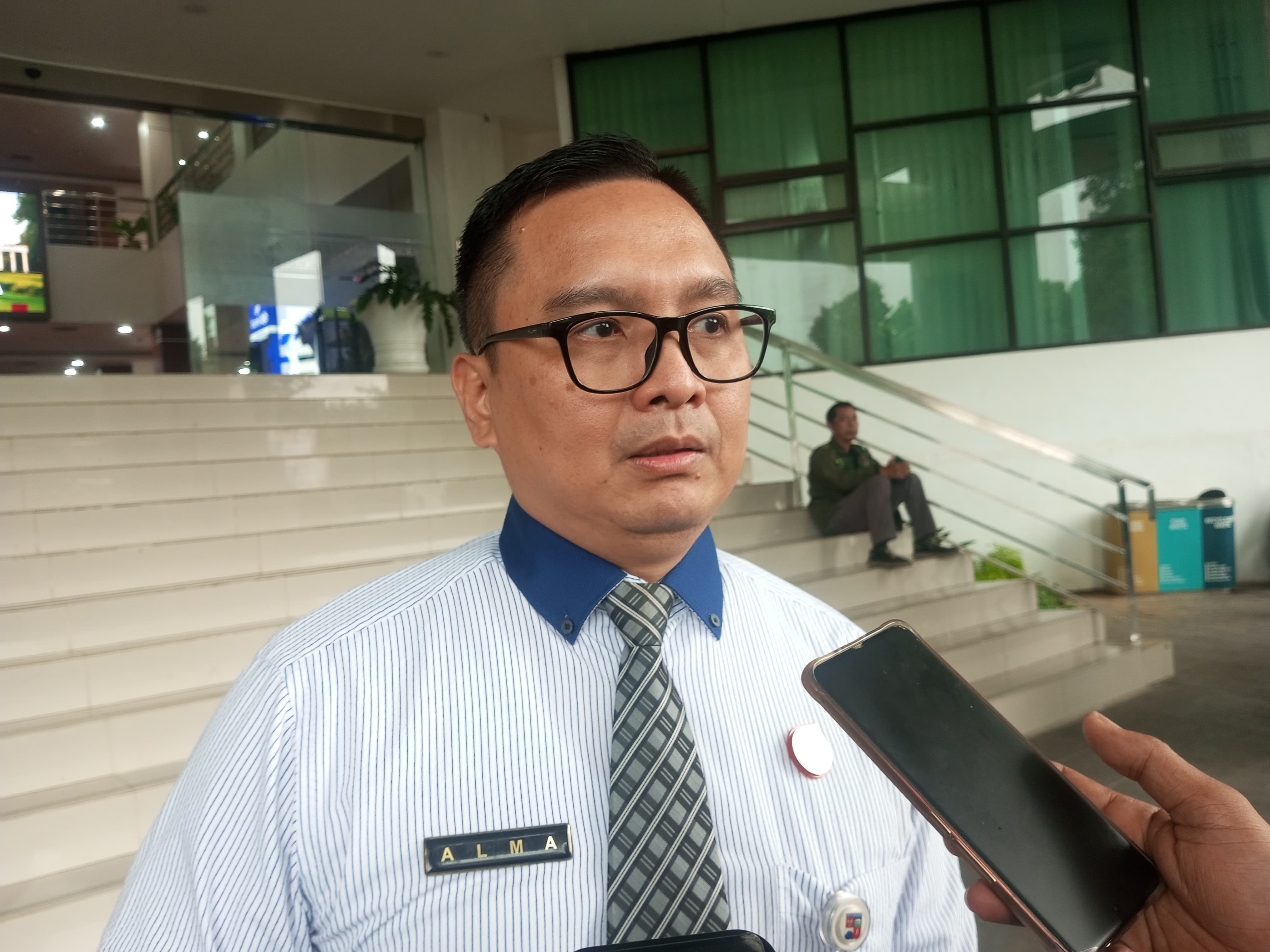 Kepala Bagian Hukum dan HAM Sekretariat Daerah (Setda) Kota Bogor, Alma Wiranta saat menjelaskan tentang bantuan hukum gratis.