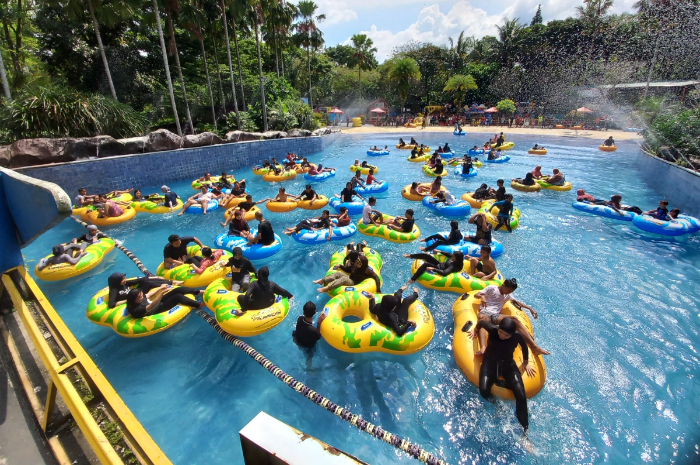 Salah satu wahana di kawasan The Jungle Waterpark Bogor.
