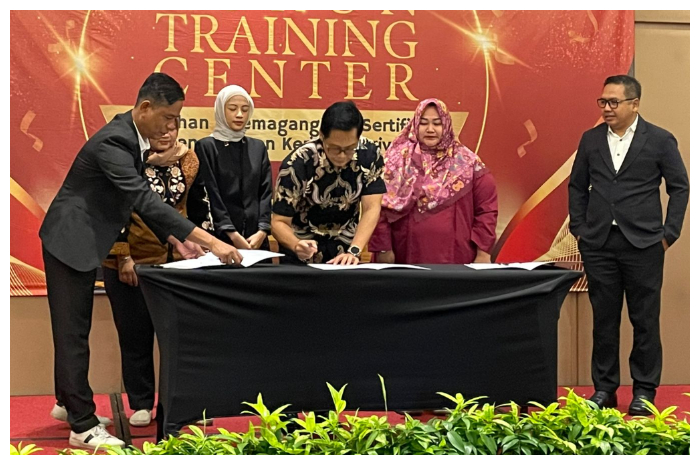 PT Rukun Sahabat Senior meresmikan Rukun Training Center sebagai lembaga yang mencetak tenaga Caregiver profesional untuk memenuhi kebutuhan di dalam dan luar negeri.