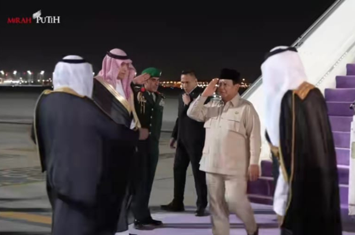 Kunjungan Presiden Prabowo ke Arab Saudi.