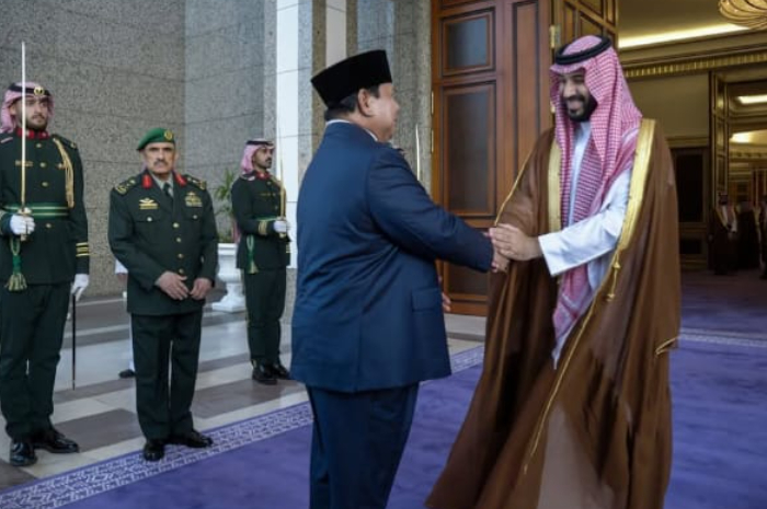Presiden Prabowo Subianto saat bertemu dengan MBS di Arab Saudi.